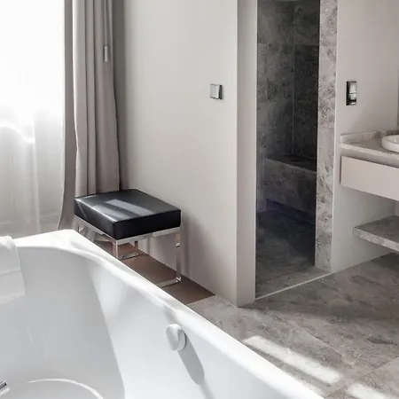De Tourrel, Remy De Provence, A Member Of Design Hotel