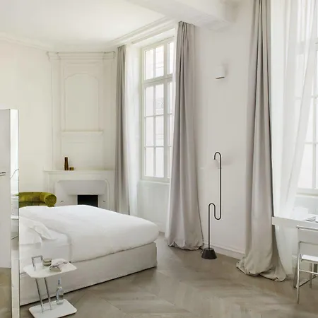 De Tourrel, Remy De Provence, A Member Of Design Saint-Remy-de-Provence