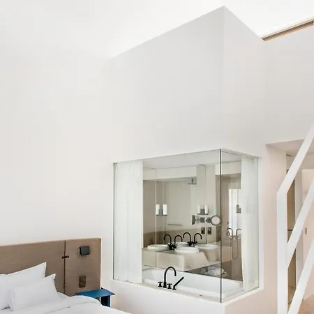 De Tourrel, Remy De Provence, A Member Of Design Saint-Remy-de-Provence